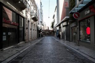 Σαρηγιάννης για lockdown: Νωρίς για τις «κόκκινες περιοχές»