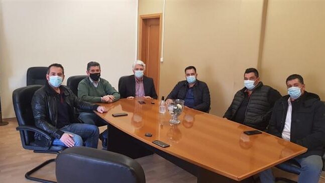 Σύσκεψη Αλεξόπουλου- Μυλωνά και Δημοτικών παραγόντων στην έδρα του ΣΥΔΙΣΑ