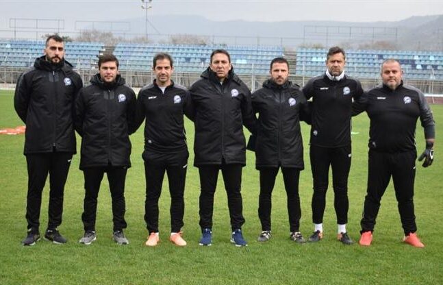 Παρουσιάστηκε από Χανιά ο Παπαδόπουλος