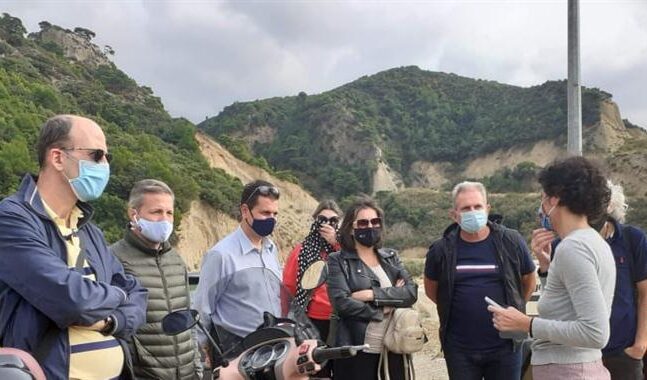 σπιράλ για τα απορρίμματα: Δεν αρκεί η μονάδα, χρειάζεται ανακύκλωση