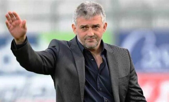 Αναλαμβάνει τη Μύκονο ο Τσιώλης!