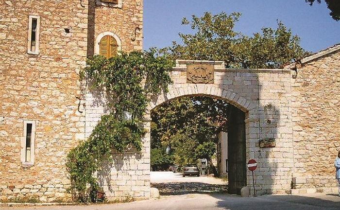 Πάτρα: Φωτιά κοντά στην Achaia Clauss