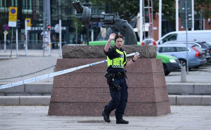 Σουηδία: Οκτώ τραυματίες από επίθεση με μαχαίρι