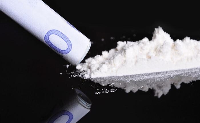 Πάτρα- Σπείρα κοκαΐνης: "Να μας προτιμάτε, έχουμε άριστη ποιότητα"
