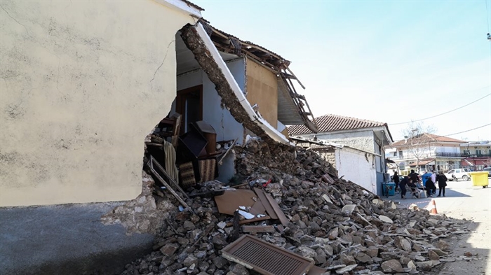Σεισμός Θεσσαλία: Μη κατοικήσιμα προσωρινά 1.722 σπίτια