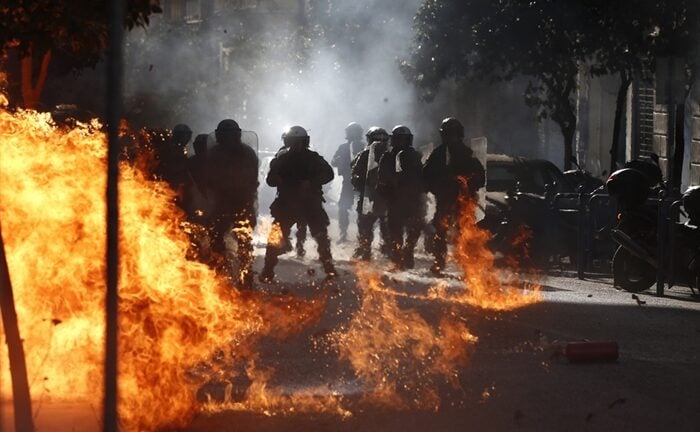 Βέλγιο: Επεισόδια στο κέντρο της Λιέγης -Διαδηλωτές συγκρούστηκαν με αστυνομικούς 