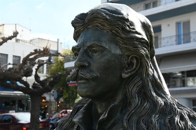 Πάτρα: Εργασίες αποκατάστασης σε έργα με αγωνιστές του '21