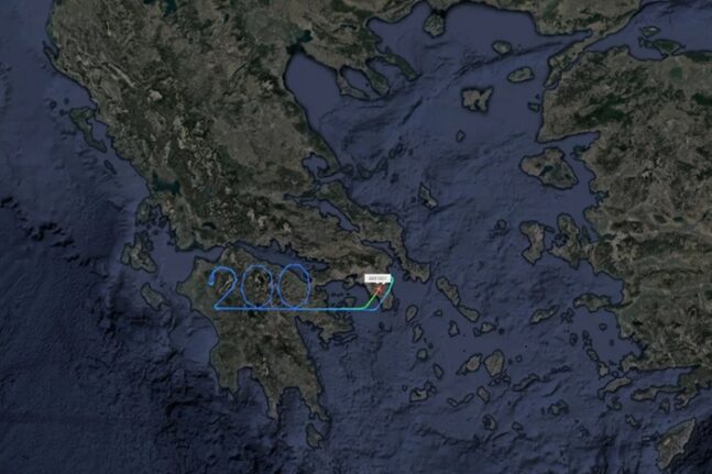 Αεροσκάφος της Aegean σχημάτισε τον αριθμό 200 στα 20.000 πόδια πάνω από την Πελοπόννησο (βίντεο)