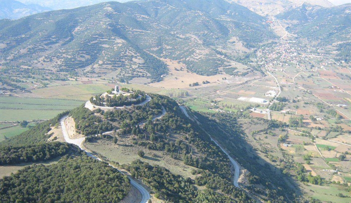 Αεροδιάδρομος Σκεπαστού: Ενα βήμα πιο κοντά μετά το «ναι» της Μονής Αγίας Λαύρας Αεροδιάδρομος Σκεπαστού: Ενα βήμα πιο κοντά μετά το «ναι» της Μονής Αγίας Λαύρας