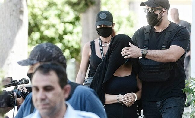 Επίθεση με βιτριόλι: Να δικαστεί για απόπειρα ανθρωποκτονίας η 36χρονη, προτείνει ο εισαγγελέας