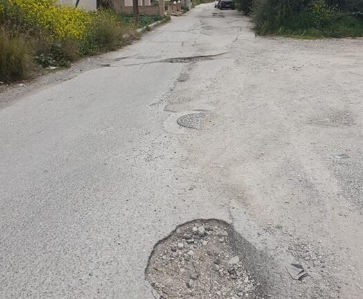 Πάτρα - Μπεγουλάκι: Δρόμος σε κακό χάλι, περνάς με «πεντοζάλη»