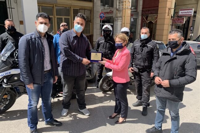 Αλεξοπούλου: Τιμητική πλακέτα από την Ένωση Αστυνομικών Υπαλλήλων Αχαΐας