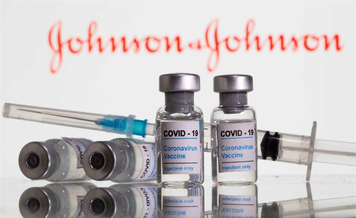 Η Ισπανία θα εμβολιάσει τις ηλικίες 70-79 ετών με το εμβόλιο Johnson & Johnson