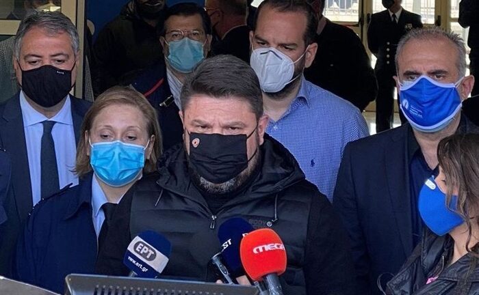 Πάτρα: Αυτοψία Χαρδαλιά για το νέο mega εμβολιαστικό - «Η προσπάθεια που γίνεται είναι τεράστια»