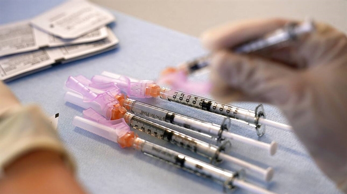 Pfizer: Και τρίτος εμβολιασμός εντός 12 μηνών μετά τη δεύτερη δόση