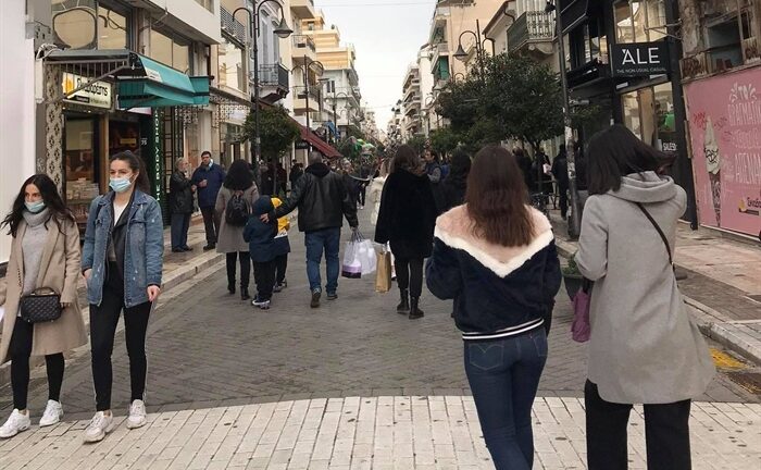 Πάτρα: Η εστίαση ζεσταίνει μηχανές με αδημονία Πάτρα: Η εστίαση ζεσταίνει μηχανές με αδημονία