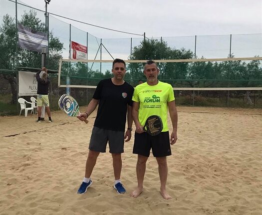 Το σκουός εκπέμπει SOS: «Ανοίξτε μας!»