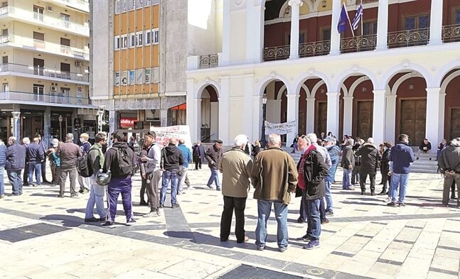 Αχαΐα -Τουρισμός: «Θα βρούμε φέτος τη δουλειά μας;»