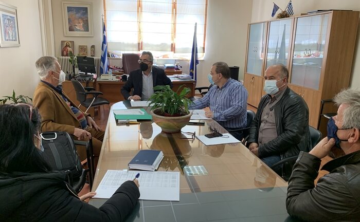 Ερύμανθος: Επεσαν οι υπογραφές για τις 30 παιδικές χαρές
