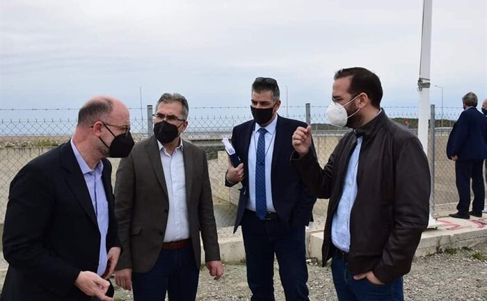 Αχαΐα: «Καρφί» από Φαρμάκη στην αντιπολίτευση - Παίρνει νερό ο Ερύμανθος