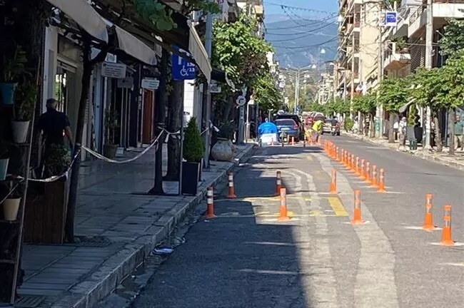 Αιγιάλεια: Η Εστίαση θα σερβίρει στον δρόμο! Αιγιάλεια: Η Εστίαση θα σερβίρει στον δρόμο!
