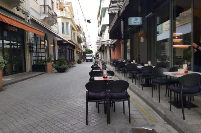Αχαΐα: Η εστίαση μας σερβίρει από σήμερα - Τι λένε 15 επιχειρηματίες για το άνοιγμα