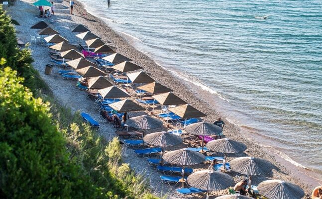 Δυτική Αχαΐα: Πρωτοτυπεί ο δήμος με 50% μείωση των τελών στις παραλίες
