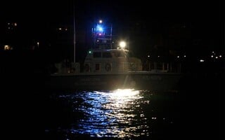 Λευκάδα: Φωτιά σε ιστιοφόρο τα ξημερώματα - Βοήθεια από την Πάτρα
