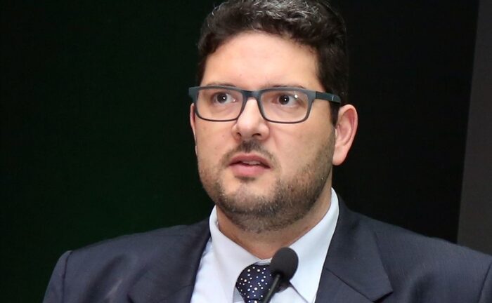 Κορονοϊός - Χρίστος Πέτρου: Οι μεταλλάξεις μπορεί να φέρουν 4ο κύμα