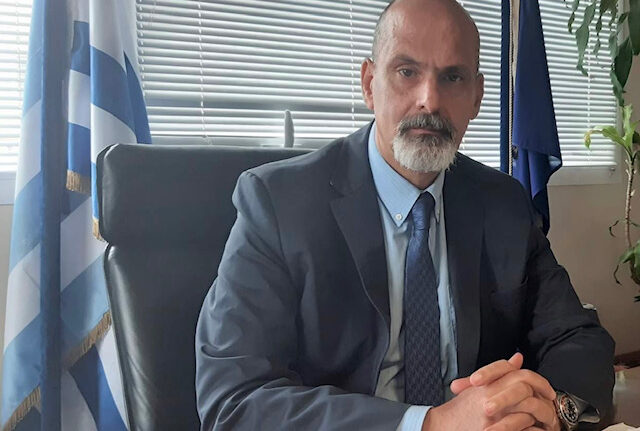 Φωταγώγηση κεντρικών κτιρίων της Περιφέρειας Δυτικής Ελλάδος για την Παγκόσμια Ημέρα ατόμων με ΙΦΝΕ