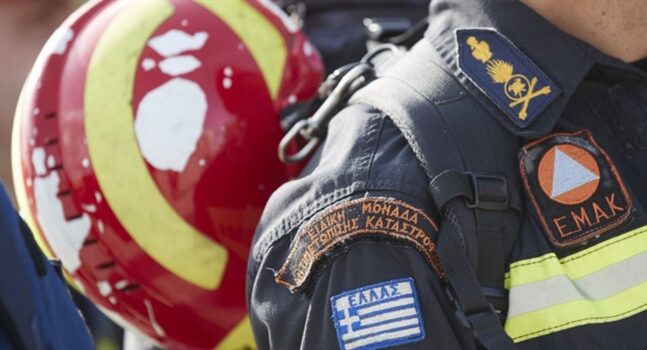 Υποχρεωτικός εμβολιασμός στους πυροσβέστες της ΕΜΑΚ
