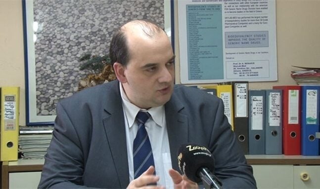Κ. Φαρσαλινός: Ανάρτηση - επίθεση για τον υποχρεωτικό εμβολιασμό...