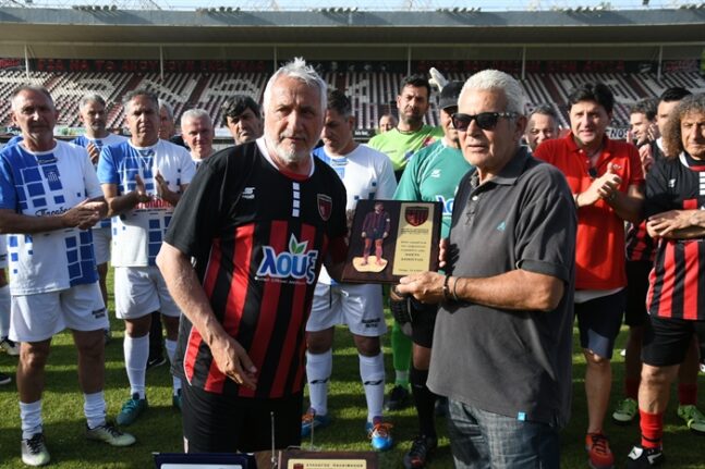 Οι Παλαίμαχοι τίμησαν τη μνήμη του Κώστα Δαβουρλή-Φωτογραφίες