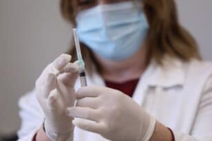 Πάνω από 37.000 ραντεβού για εμβόλιο μετά το διάγγελμα Μητσοτάκη
