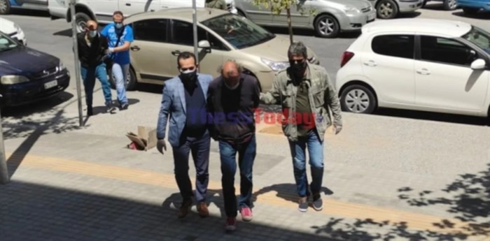 Θεσσαλονίκη: Στο Δικαστικό Μέγαρο ο 56χρονος για τη σεξουαλική παρενόχληση μαθήτριας -«Αρνούμαι τα πάντα»