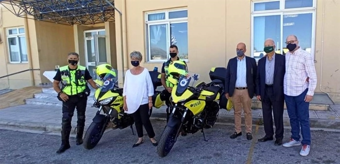 Πάτρα: Παραδόθηκε και δεύτερη μηχανή στο ΕΚΑΒ Πάτρα: Παραδόθηκε και δεύτερη μηχανή στο ΕΚΑΒ