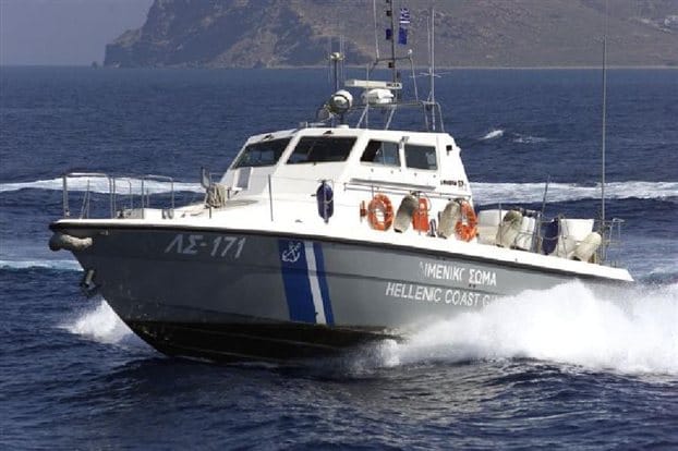 Βυθίστηκε σκάφος ανοικτά της Μήλου - Περισυνελέγησαν σώοι οι 18 επιβαίνοντες ΝΕΟΤΕΡΑ