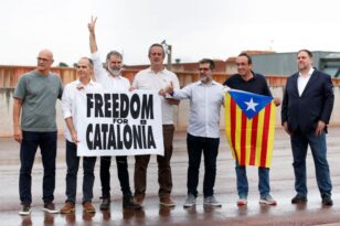 Ισπανία: Αποφυλακίστηκαν οι εννέα Καταλανοί ηγέτες