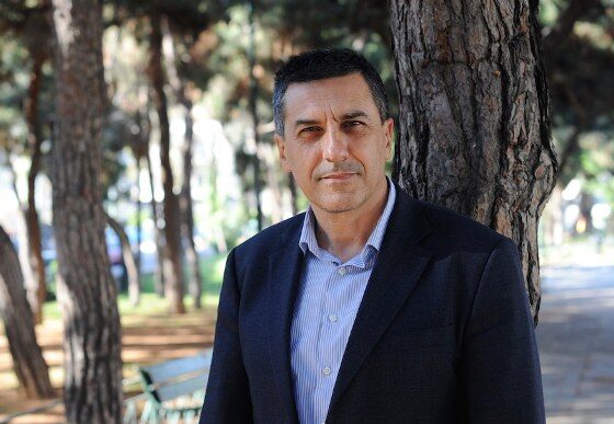 Δημήτρης Κουρέτας στην «Π»: «Κλινικές στο φουλ αν δεν εμβολιαστούμε» Δημήτρης Κουρέτας στην «Π»: «Κλινικές στο φουλ αν δεν εμβολιαστούμε»