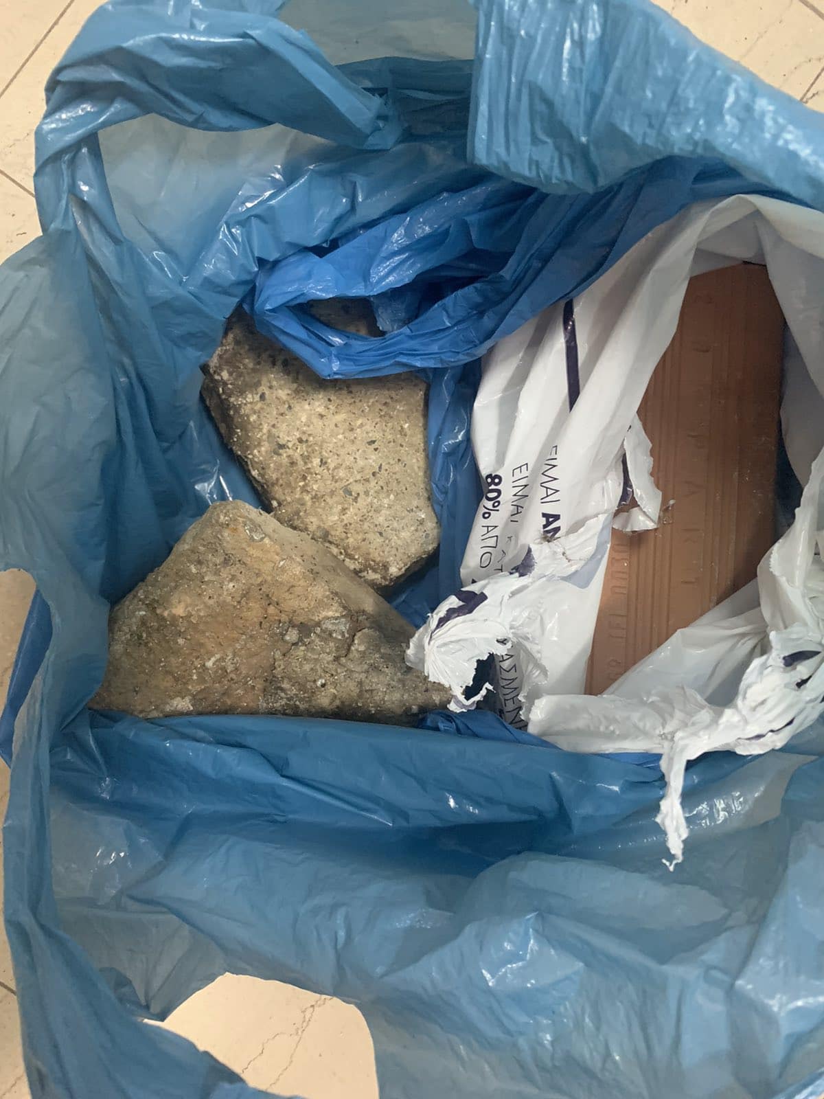 Πάτρα: Συνελήφθη "ποντικός" που ξάφρισε κοσμηματοπωλείο ενώ έκανε διάρρηξη και σε ζαχαροπλαστείο ΦΩΤΟ