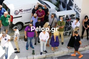 Αίγιο: Ο δήμαρχος ανακοίνωσε πως παίρνει πίσω την πεζοδρόμηση της Μητροπόλεως - Διαμαρτυρία εμπόρων και επαγγελματιών - ΦΩΤΟ