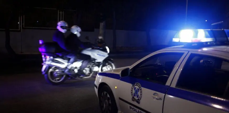 Θεσσαλονίκη: Τραυματισμός αστυνομικού κατά τη διάρκεια καταδίωξης αυτοκινήτου με 16χρονο οδηγό