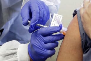 Ποιοι εργαζόμενοι θα εμβολιαστούν υποχρεωτικά – Ολοι οι κλειστοί χώροι αποκλειστικά για εμβολιασμένους