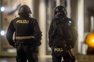 Γερμανία: Δύο τραυματίες σε επίθεση με μαχαίρι – Νεκρός ο δράστης, φώναζε «Αλλάχου Άκμπαρ»