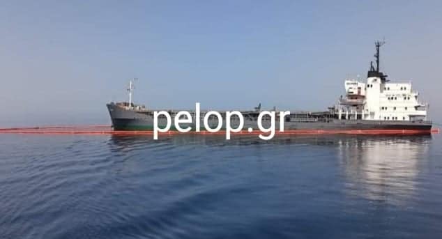 Αχαΐα: Κολλημένο παραμένει το φορτηγό πλοίο