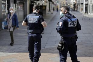 Γαλλία: Απελάσεις υπόπτων ισλαμιστών «εξπρές»