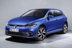 VW: Σταματά τις πωλήσεις αυτοκινήτων με κινητήρες εσωτερικής καύσης