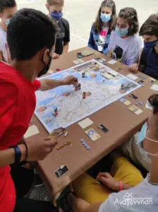 Πάτρα: Διάκριση για τα Εκπαιδευτήρια «Αναγέννηση» σε διεθνή διαγωνισμό δημιουργίας επιτραπέζιου παιχνιδιού ΦΩΤΟ