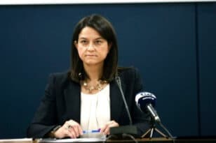 Πανελλήνιες 2023: Με υπηρεσιακό υπουργό την Κεραμέως θα διεξαχθούν οι εξετάσεις