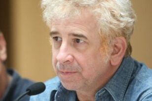 Πετρος Φιλιππίδης: "Τον φοβάμαι ακόμα" δηλώνει η αστυνομικός που δέχθηκε επίθεση